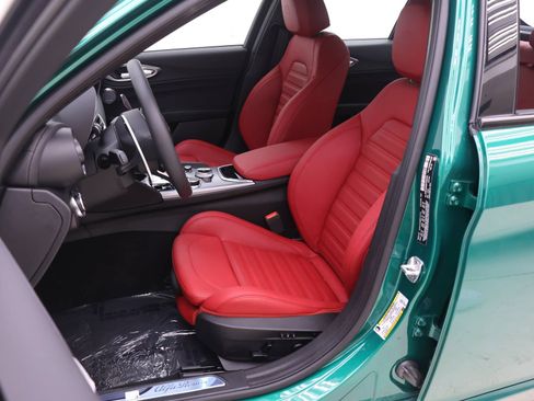 New 2026 Alfa Romeo Giulia AWD image 7