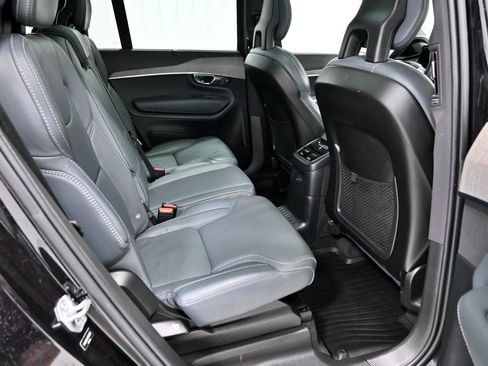 Used 2021 Volvo XC90 T8 Inscription w/ Advanced Package AWD/4WD image 31