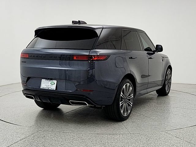 Certified 2026 Land Rover Range Rover Sport Dynamic SE AWD/4WD image 5
