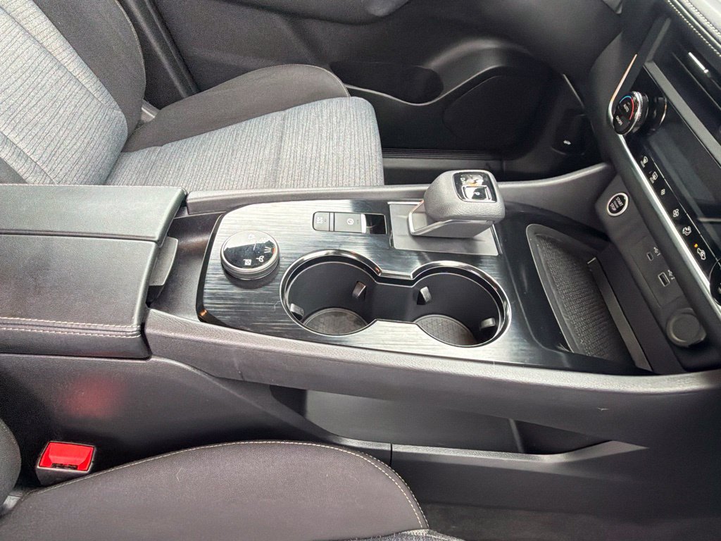 Used 2023 Nissan Rogue SV AWD/4WD image 45