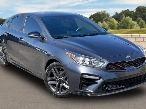 Used 2021 Kia Forte GT-Line FWD image 2
