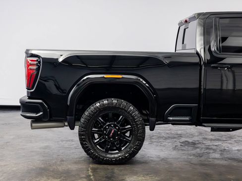 Used 2025 GMC Sierra 2500 AT4 w/ AT4 Premium Plus Package image 25