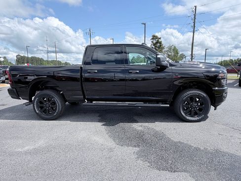 New 2026 RAM 2500 Tradesman AWD/4WD image 4