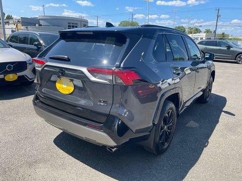 Used 2025 Toyota RAV4 XSE w/ Advanced Technology Package AWD/4WD image 7