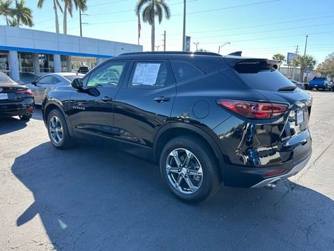 Certified 2024 Chevrolet Blazer LT w/ Convenience Package image 4