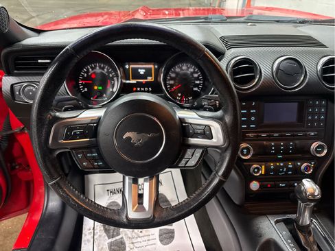 Used 2016 Ford Mustang V6 w/ Equipment Group 051A image 8