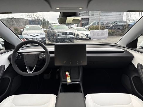 Used 2025 Tesla Model 3 Long Range image 13
