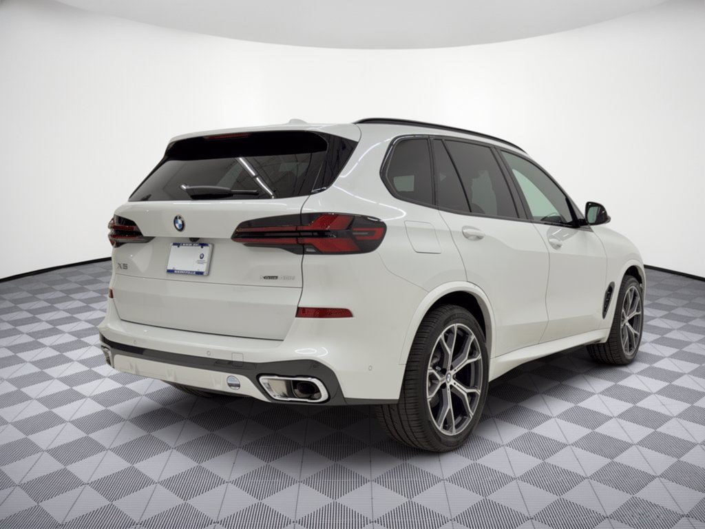 Certified 2026 BMW X5 xDrive40i w/ M Sport Package AWD/4WD image 9