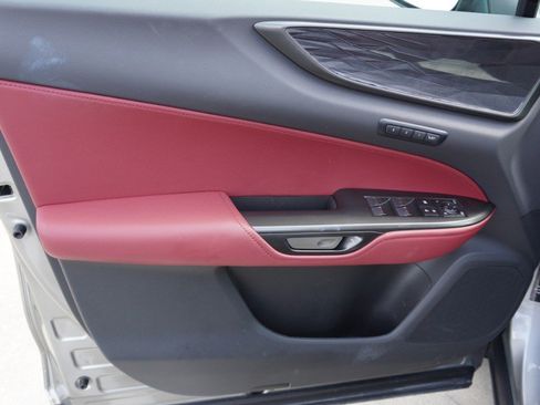 Certified 2025 Lexus NX 250 FWD w/ Accessory Package (Z1) image 15