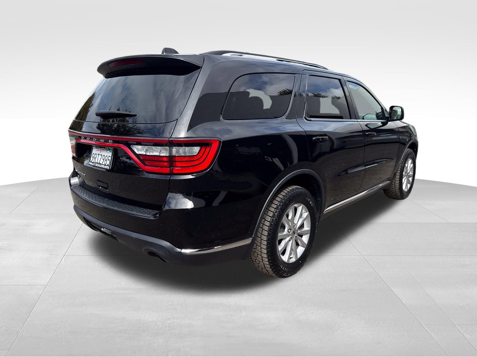 Used 2023 Dodge Durango SXT AWD/4WD image 5