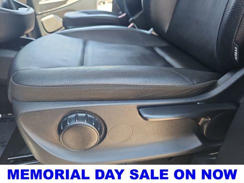 Used 2023 Mercedes-Benz Metris Passenger image 28