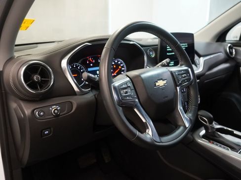 Used 2023 Chevrolet Blazer LT image 6