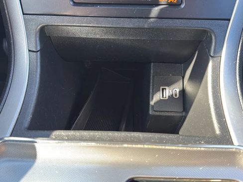 Used 2022 Ford Edge SEL image 19