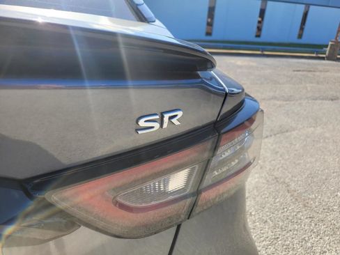 Used 2023 Nissan Maxima SR w/ Sport Mat Group FWD image 12