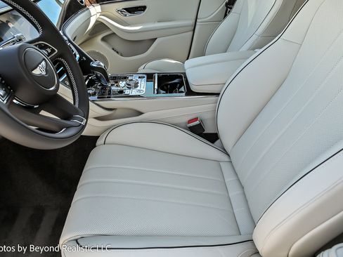 New 2026 Bentley Flying Spur Plug-In Hybrid image 27