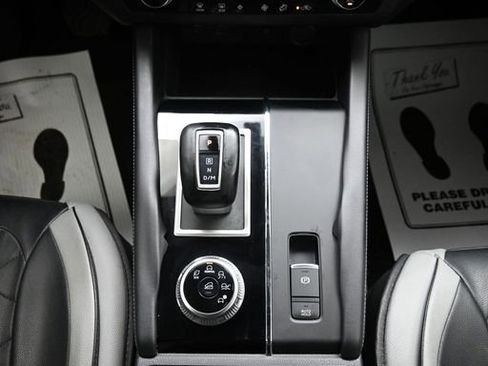 Used 2022 Mitsubishi Outlander SE FWD image 20