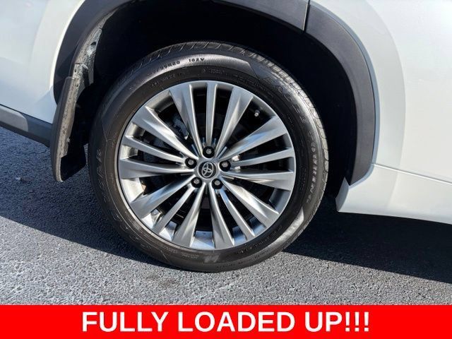 Used 2021 Toyota Highlander Platinum AWD/4WD image 7