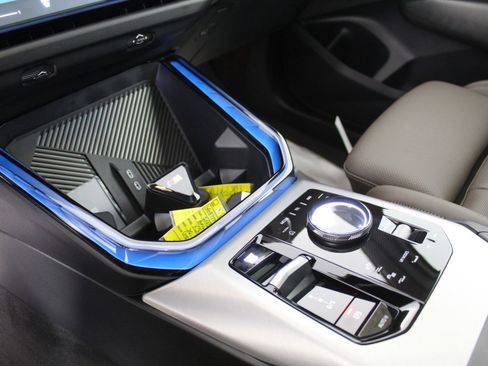 New 2025 BMW X3 xDrive30i w/ Premium Package image 16