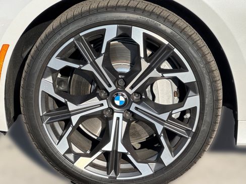Used 2026 BMW 330i Sedan w/ Premium Package RWD image 13