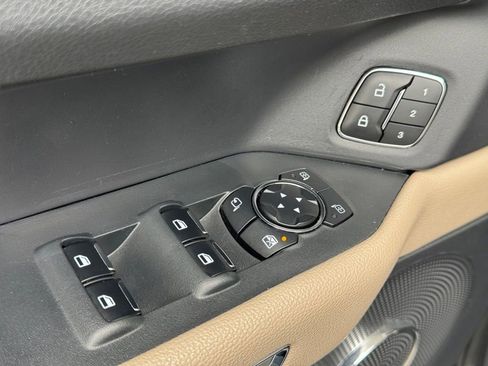 Used 2024 Ford Expedition Max Limited image 17