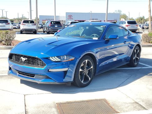 Used 2018 Ford Mustang Coupe w/ Equipment Group 101A image 8