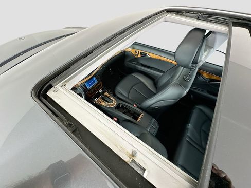 Used 2008 Mercedes-Benz E 350 4MATIC Sedan image 14