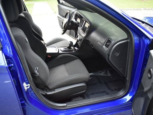 Used 2019 Dodge Charger Scat Pack RWD image 19