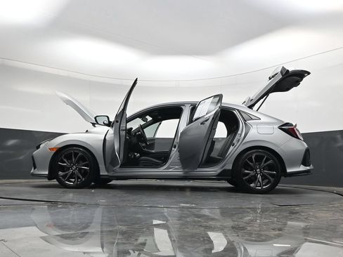 Used 2018 Honda Civic Sport Touring image 48