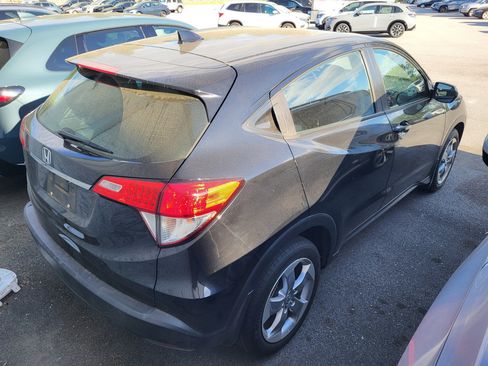 Used 2021 Honda HR-V LX image 4