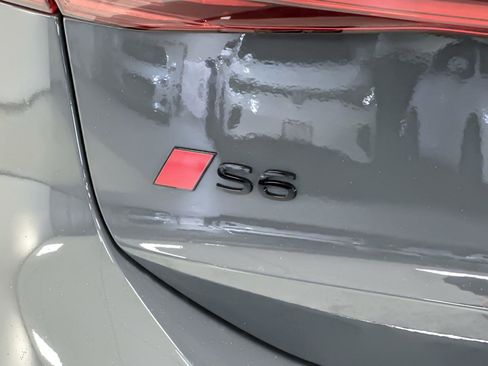 New 2025 Audi S6 e-tron Prestige w/ 21" Wheel Package image 25