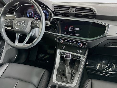 Used 2024 Audi Q3 2.0T Premium w/ Convenience Package AWD/4WD image 6