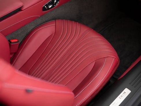 Used 2023 Aston Martin DB11 V12 image 39