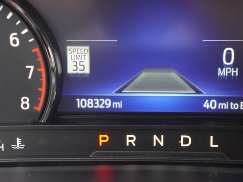 Certified 2022 Ford Explorer XLT w/ Equipment Group 202A image 38