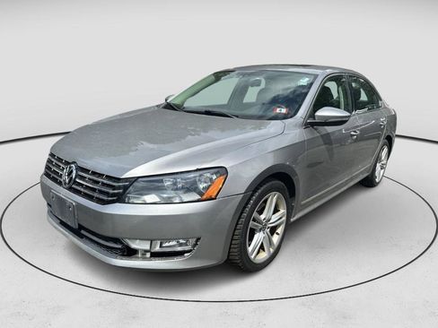 Used 2012 Volkswagen Passat TDI SEL Premium image 1