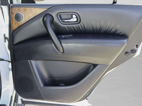 Used 2021 Nissan Armada SL w/ Captain's Chairs Package image 31