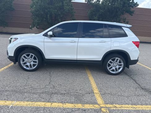 Used 2025 Honda Passport EX-L image 37