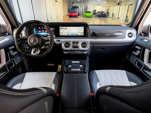 Used 2025 Mercedes-Benz G 63 AMG 4MATIC image 53