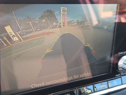 Used 2022 Mitsubishi Outlander ES image 25