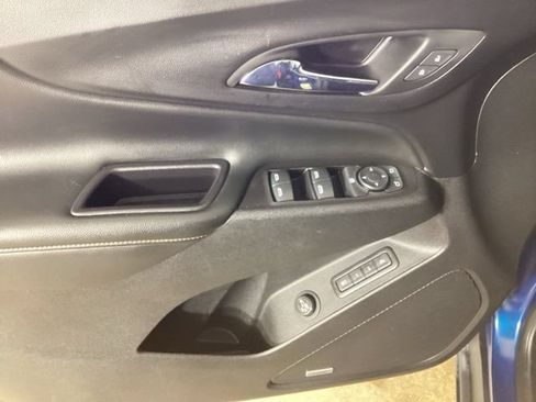 Used 2020 Chevrolet Equinox Premier AWD/4WD image 13