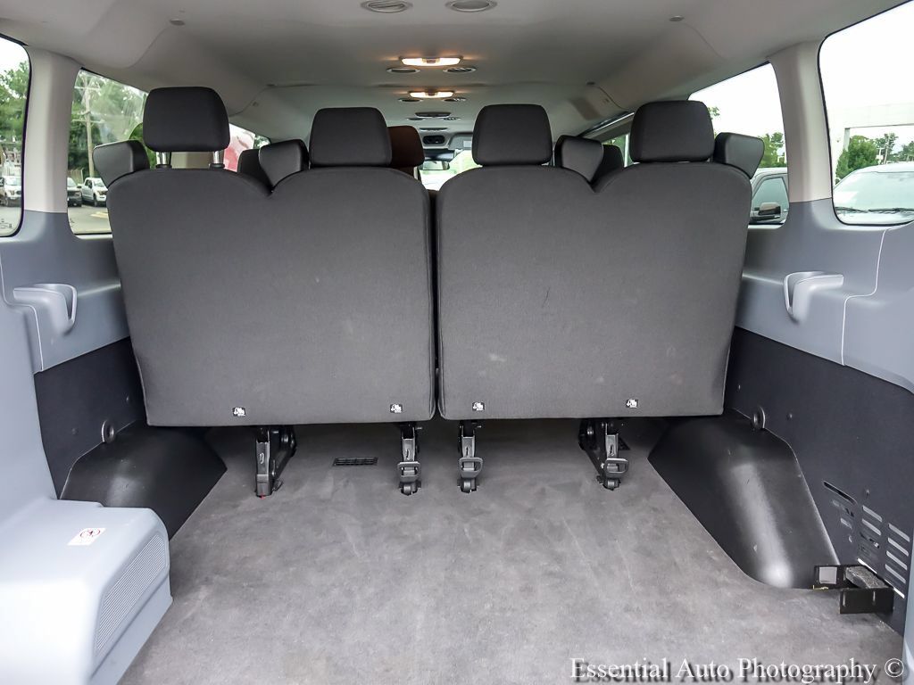 Used 2015 Ford Transit 350 XLT RWD image 21