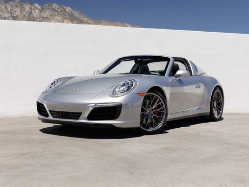 Certified 2017 Porsche 911 Targa 4S AWD/4WD image 1
