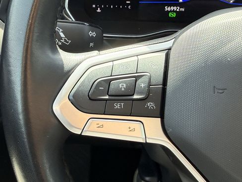 Used 2024 Volkswagen Jetta SE image 17