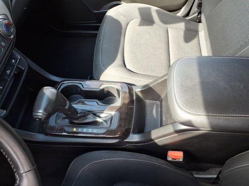 Used 2018 GMC Canyon SLE w/ SLE Convenience Package image 13