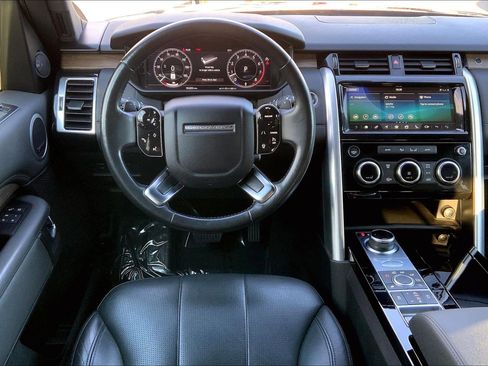 Used 2020 Land Rover Discovery HSE image 5
