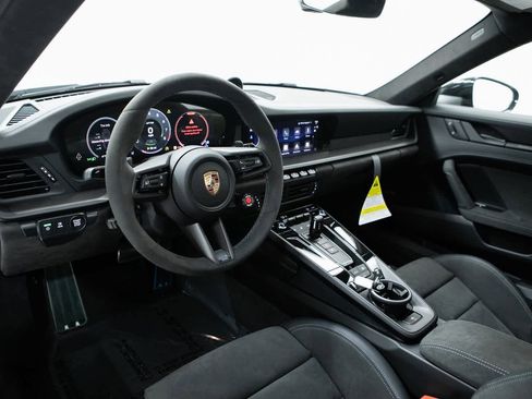 New 2026 Porsche 911 Carrera GTS image 4