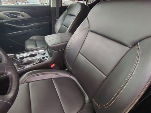Used 2021 Chevrolet Traverse RS image 27