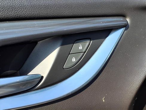 Used 2023 Buick Enclave Essence w/ Experience Buick Package image 13