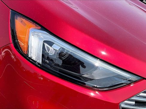 Used 2023 Ford Edge Titanium AWD/4WD image 27