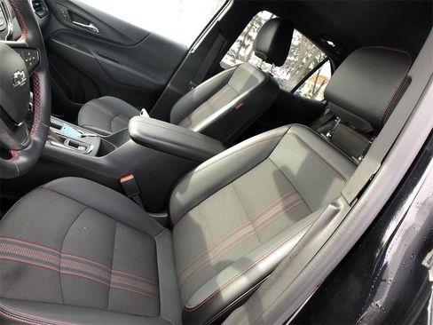 Certified 2024 Chevrolet Equinox RS image 11