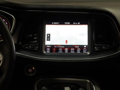 Used 2017 Dodge Challenger SRT image 51